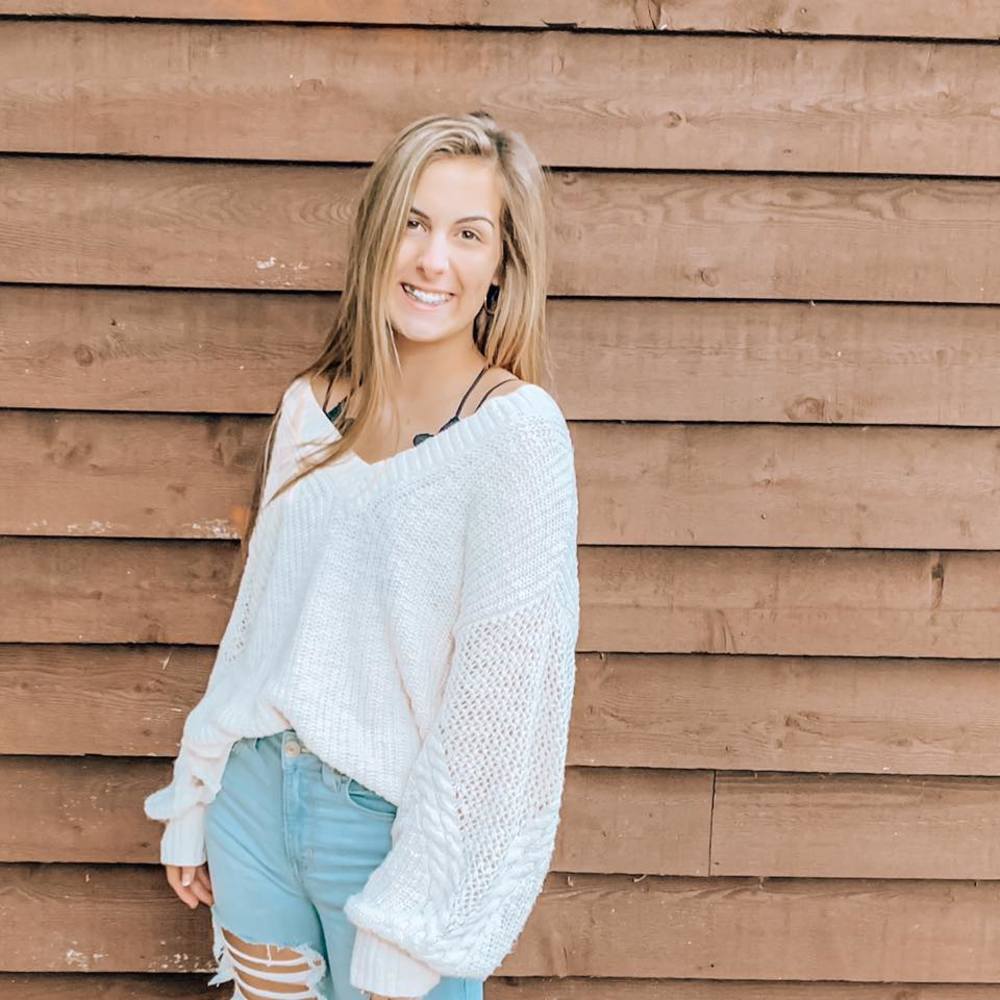 Meet your Posher, Emily